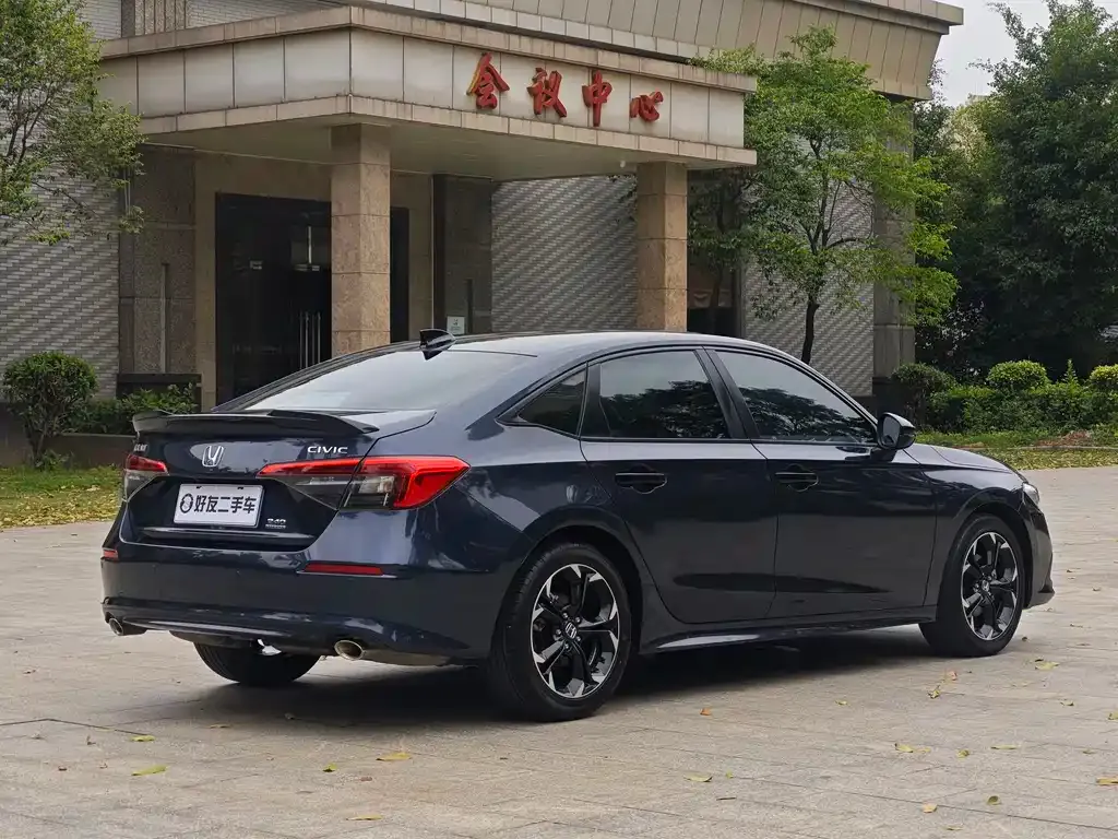 Honda Civic — фото 8