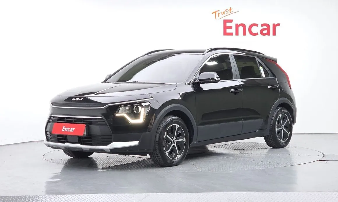 Kia Niro — фото 1