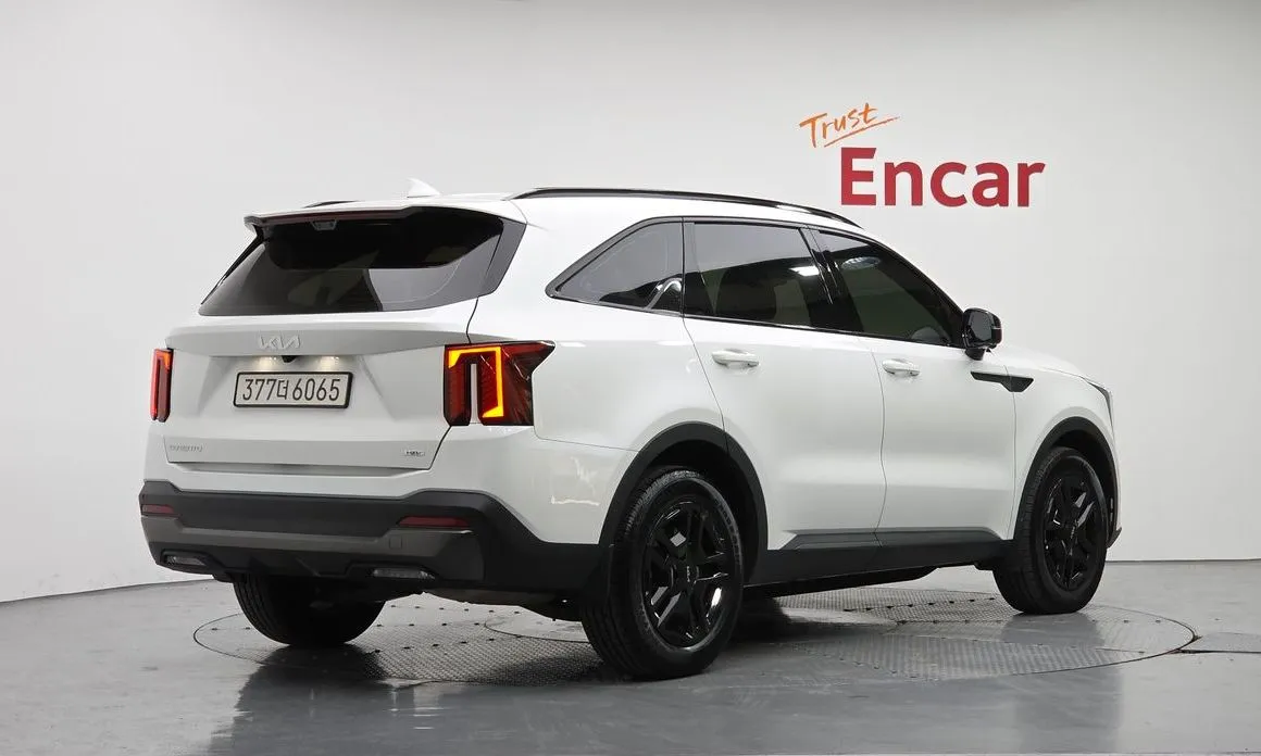 Kia Sorento — фото 5