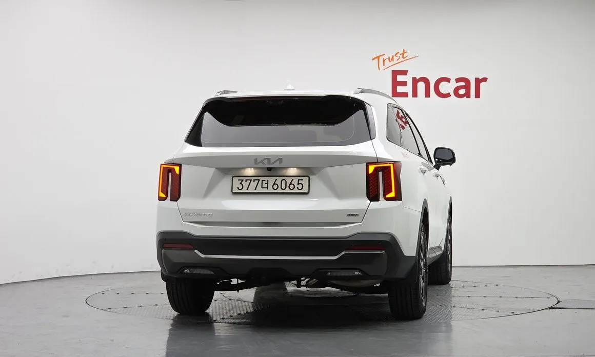 Kia Sorento — фото 3