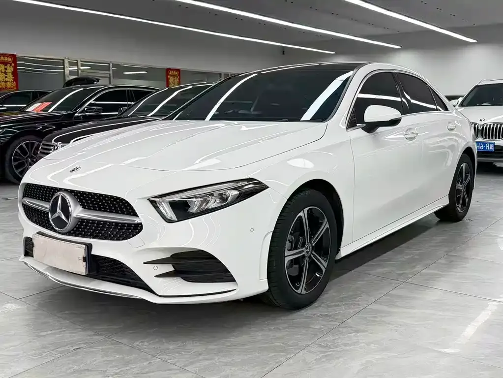 Mercedes-Benz A-Class — фото 1
