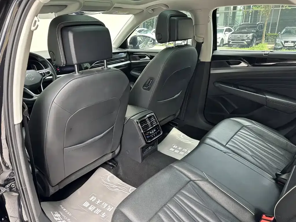 Volkswagen Passat — фото 5