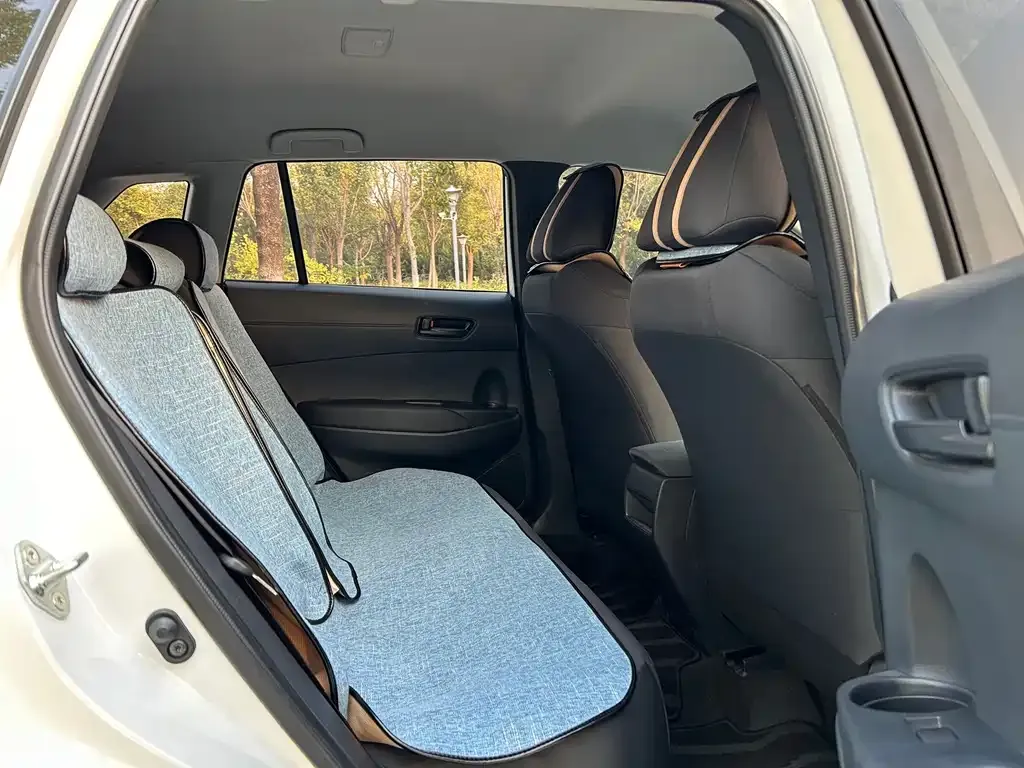 Toyota Corolla Cross — фото 3