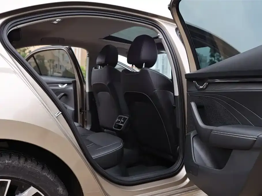 Skoda Octavia — фото 10