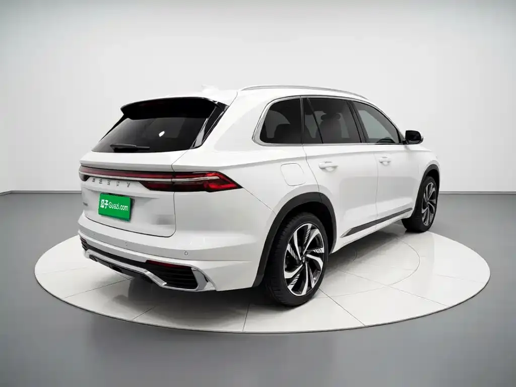 Geely Xingyue L — фото 6