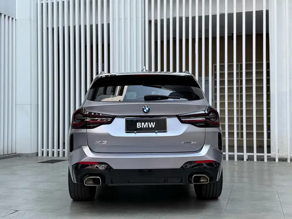 BMW X3 — фото 8