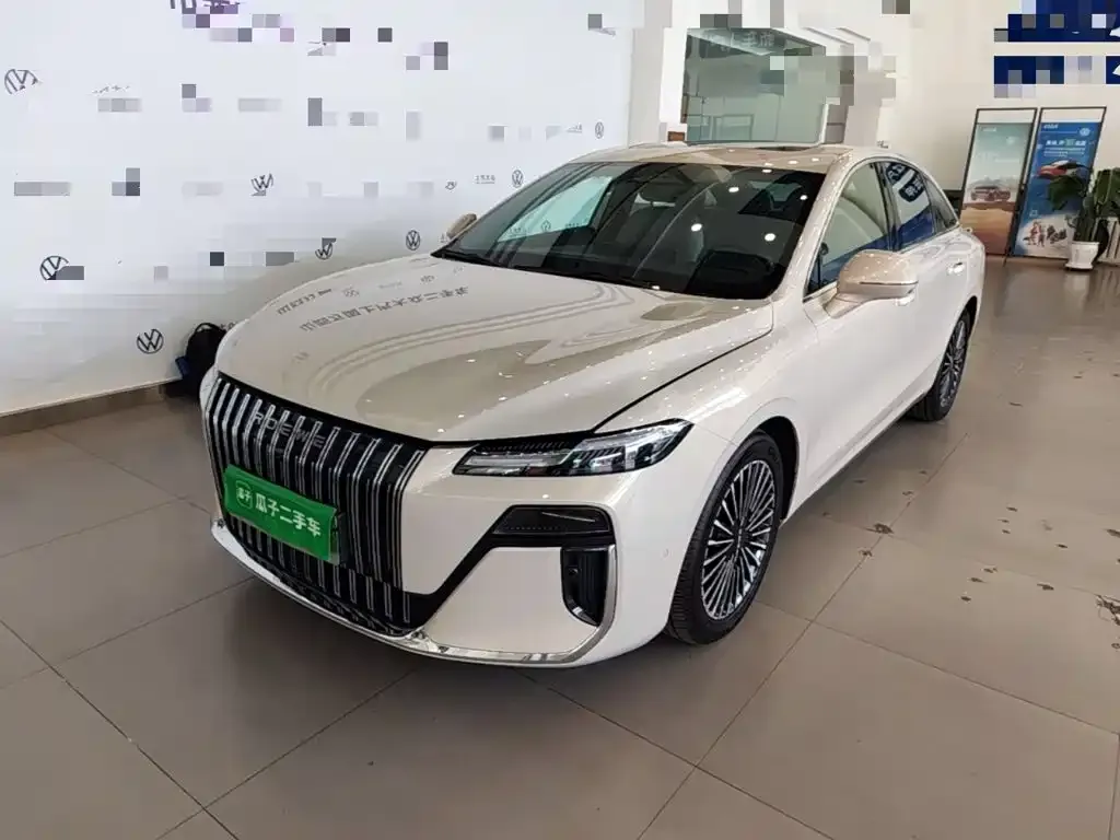 Roewe M7 DMH — фото 1