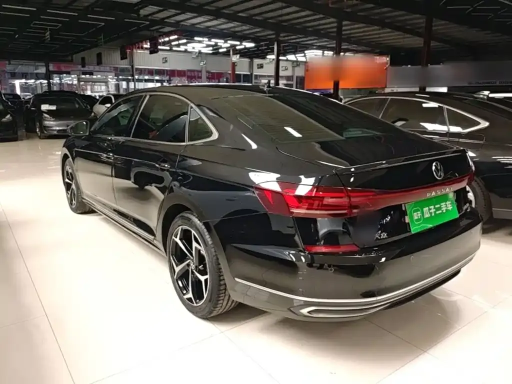 Volkswagen Passat — фото 2