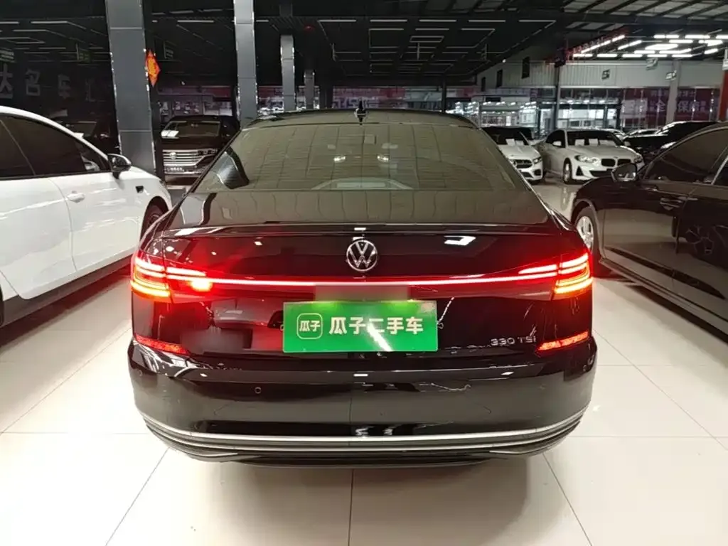 Volkswagen Passat — фото 3