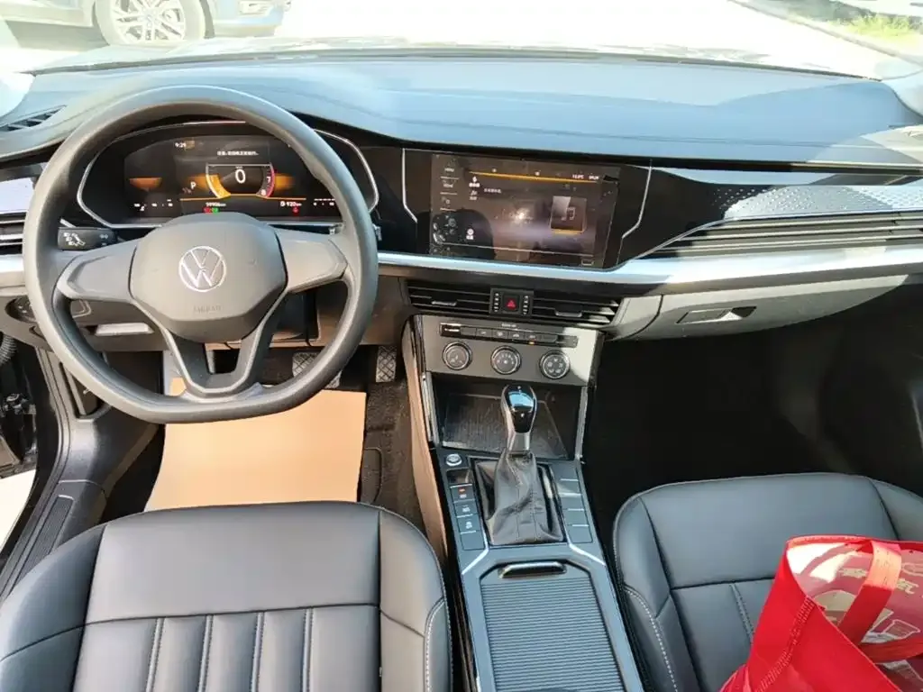 Volkswagen Passat — фото 5