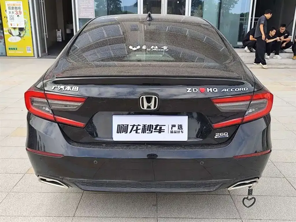 Honda Accord — фото 9