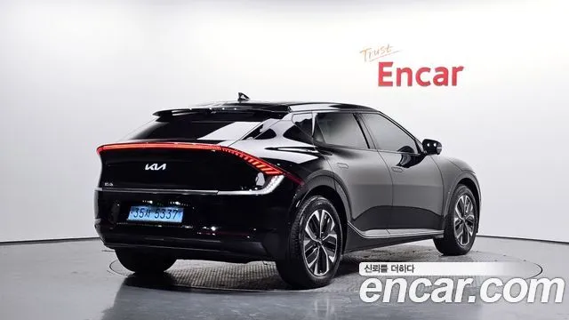 Kia EV6 — фото 5