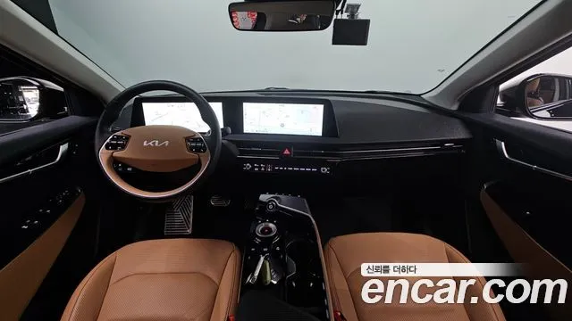 Kia EV6 — фото 7