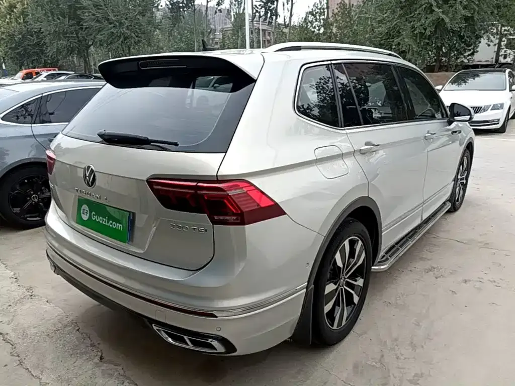 Volkswagen Tiguan L — фото 3