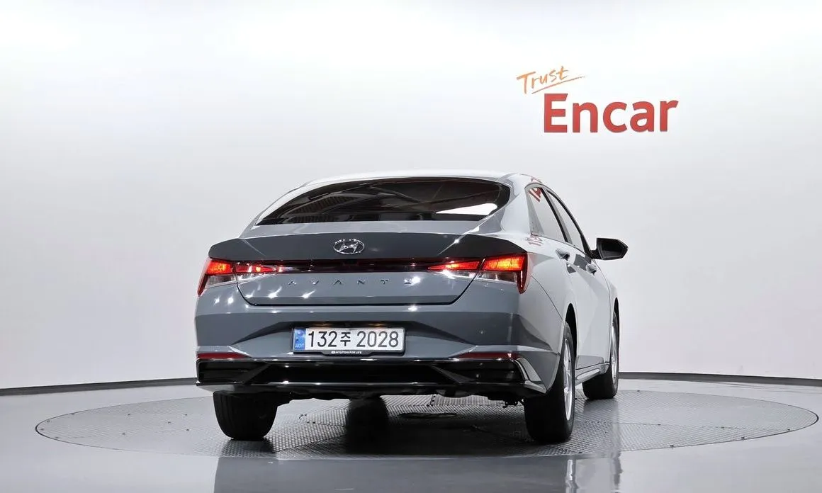 Hyundai AVANTE — фото 5