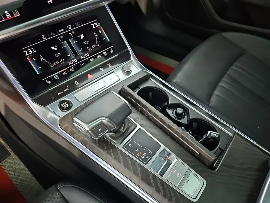 Audi A6 — фото 6