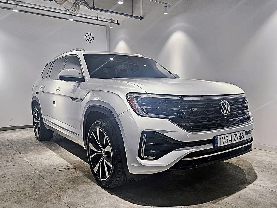 Volkswagen Atlas — фото 1