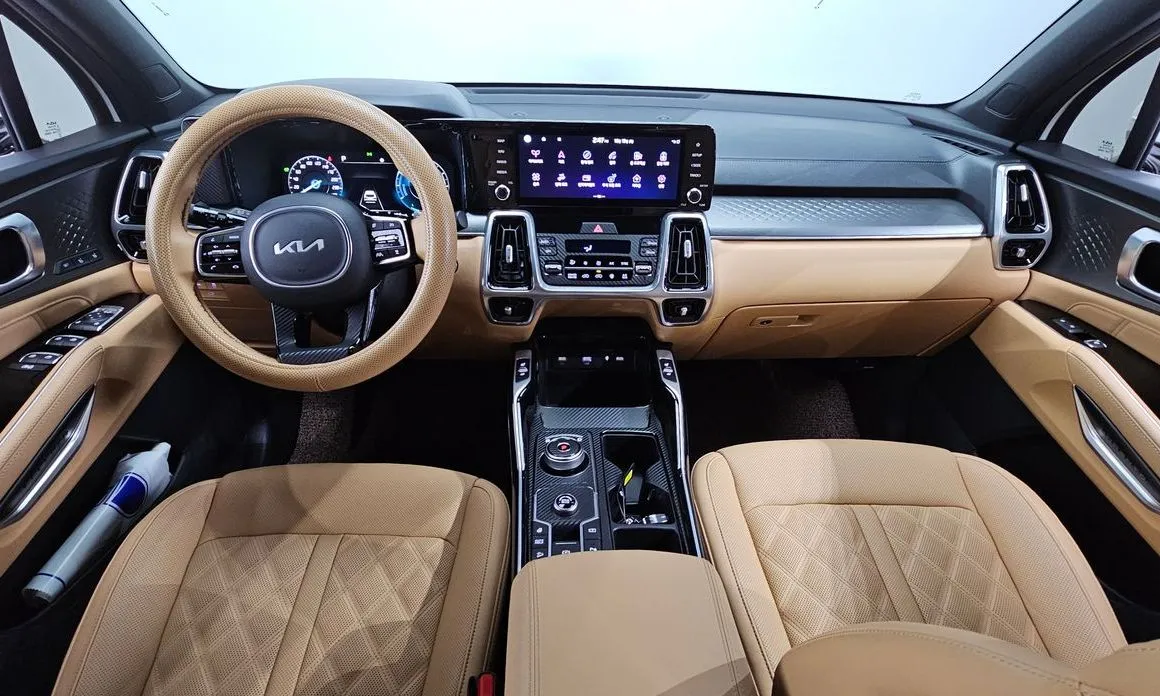 Kia Sorento — фото 9