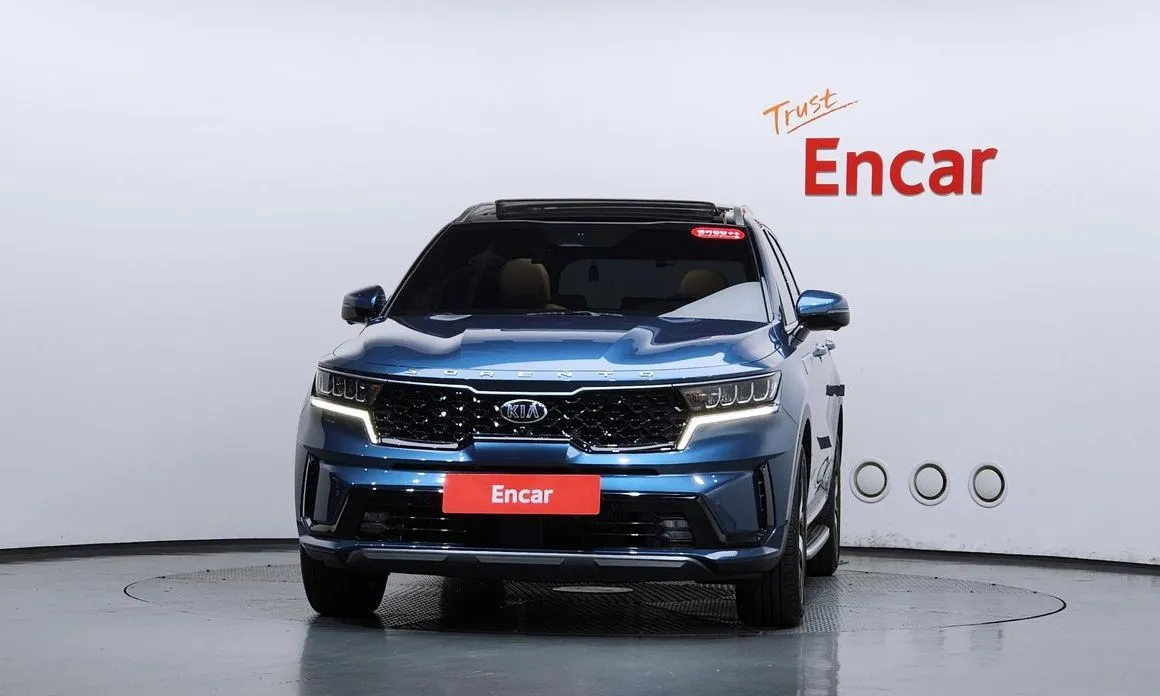 Kia Sorento — фото 7