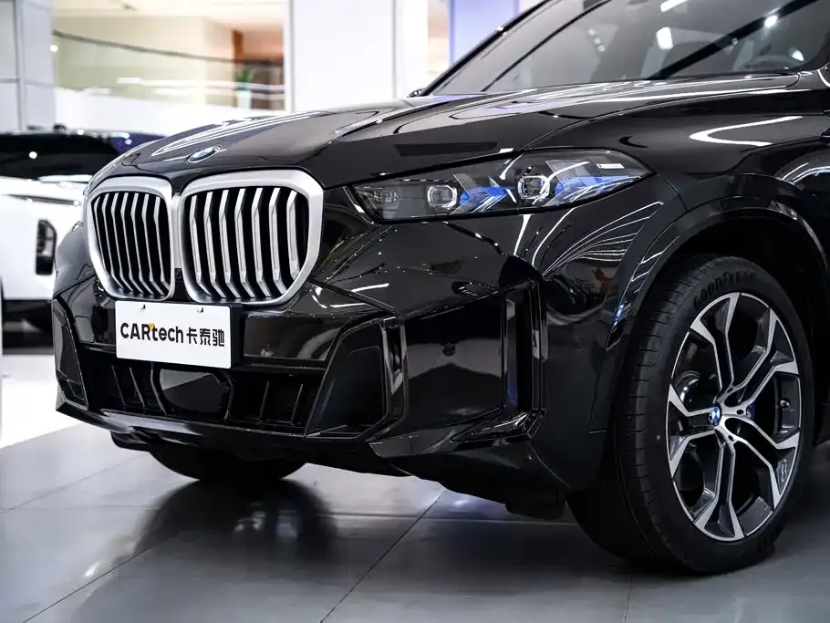 BMW X5 — фото 6