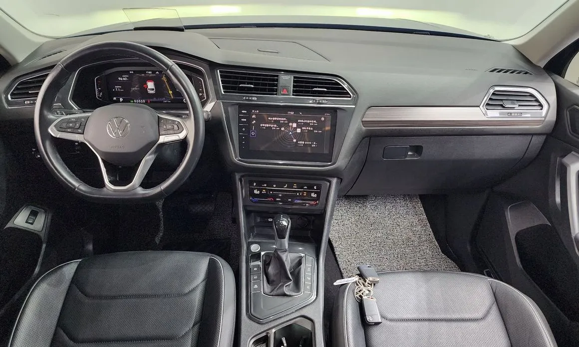 Volkswagen Tiguan — фото 7