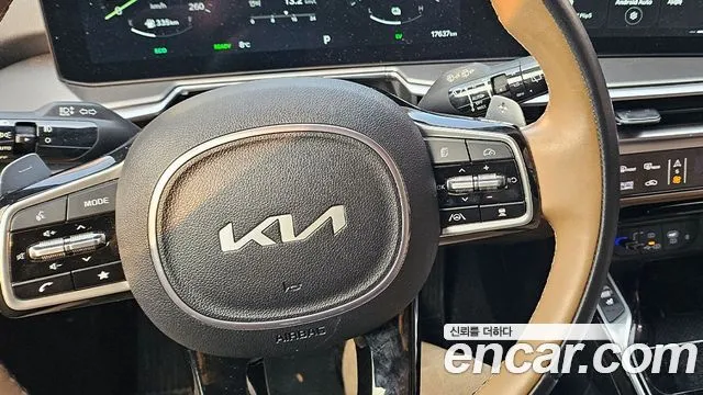 Kia Sorento — фото 9