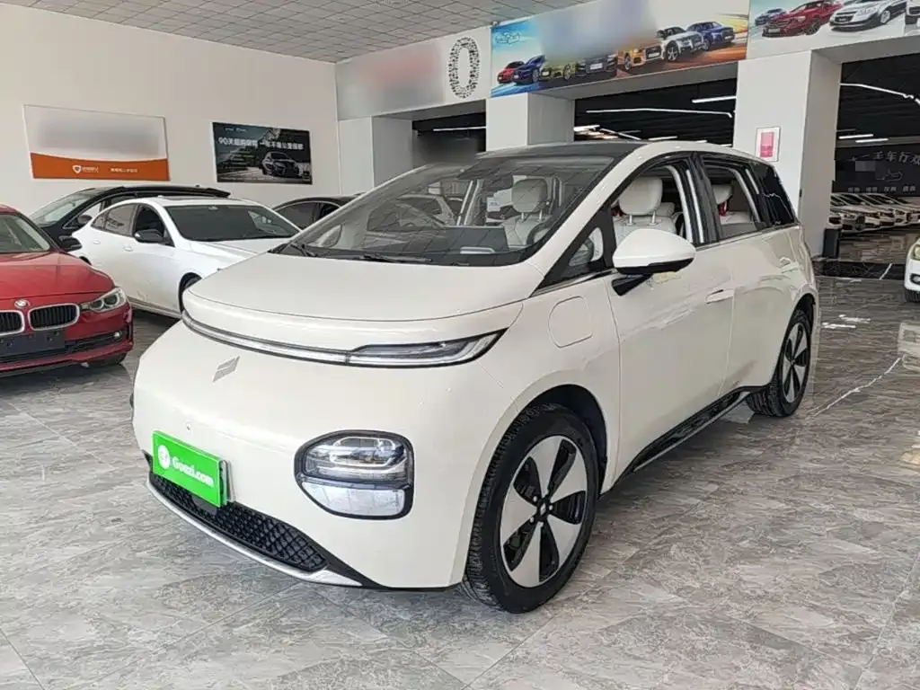 Baojun Yunduo — фото 1