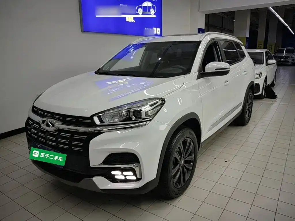 Chery Tiggo 8 — фото 6