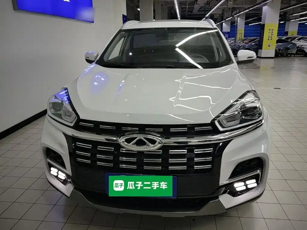 Chery Tiggo 8 — фото 4