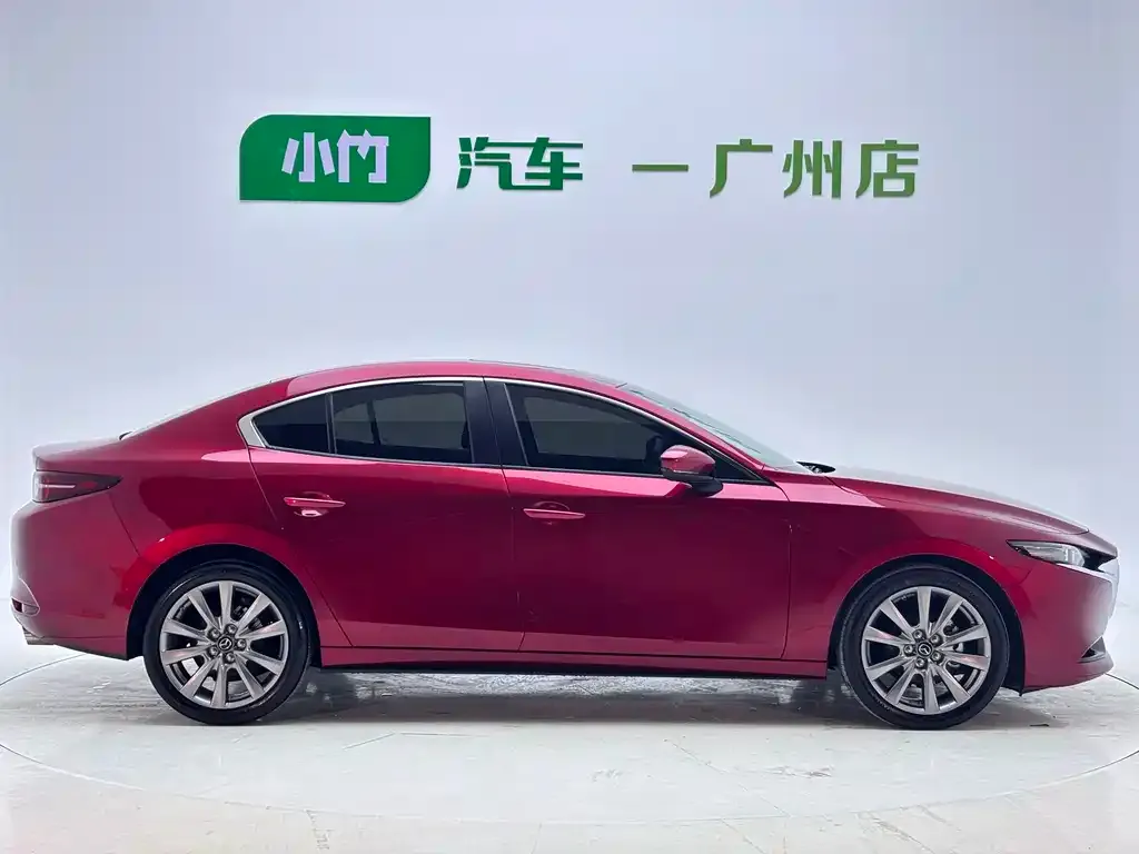 Mazda 3 Axela — фото 3