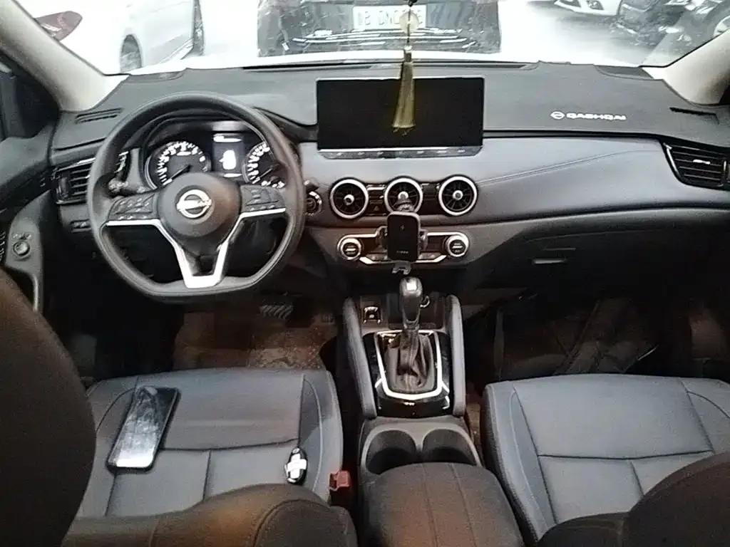 Nissan Qashqai — фото 9