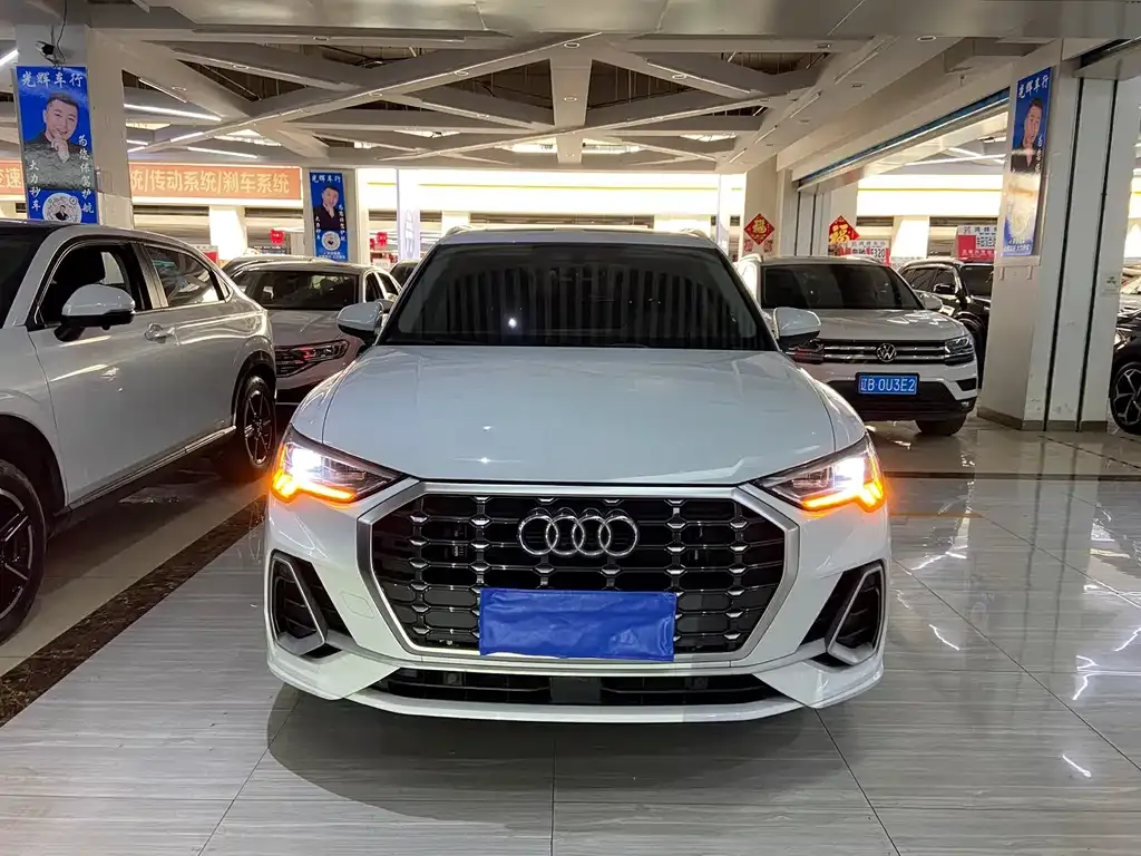 Audi Q3 — фото 4