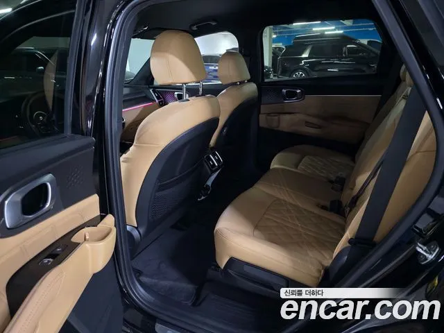 Kia Sorento — фото 9