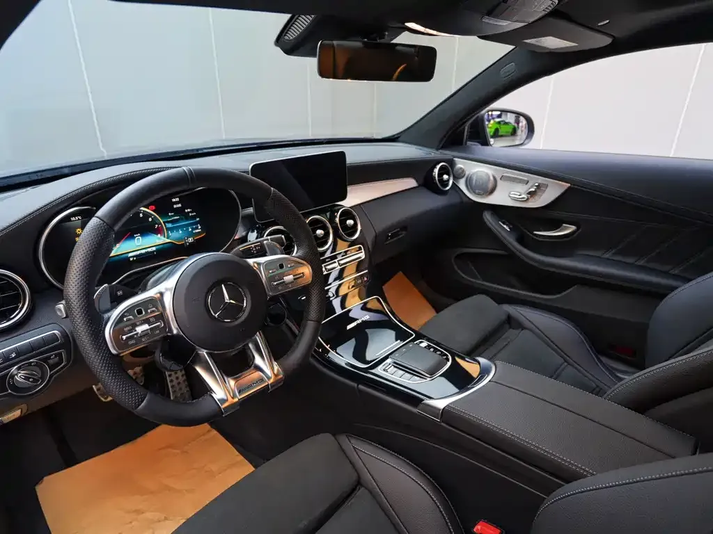 Mercedes-Benz C-Class AMG — фото 4