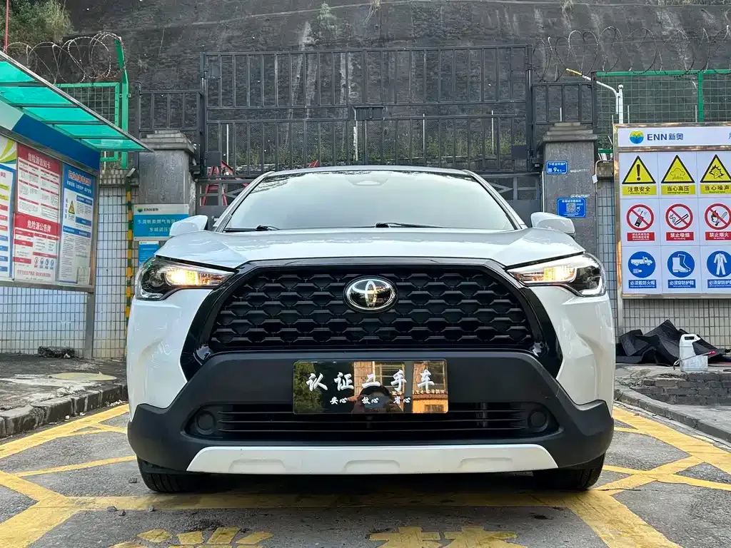 Toyota Corolla Cross — фото 8