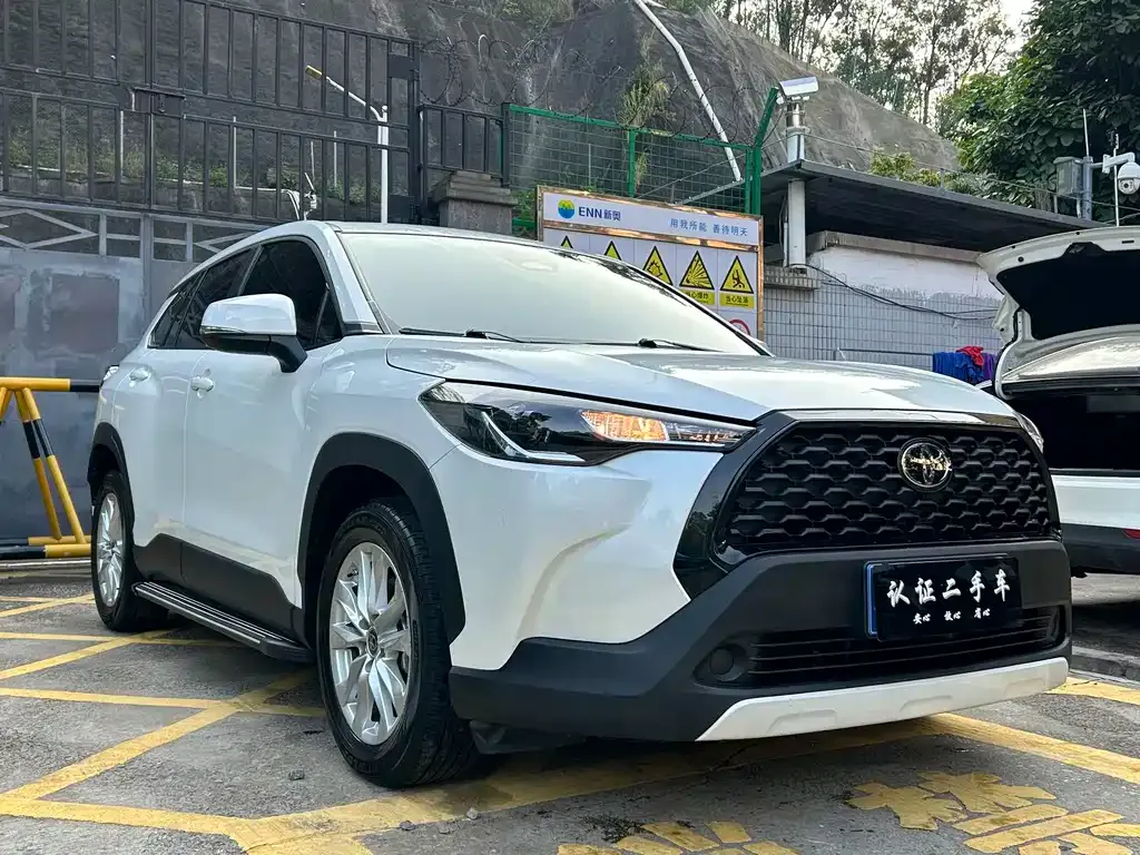 Toyota Corolla Cross — фото 9