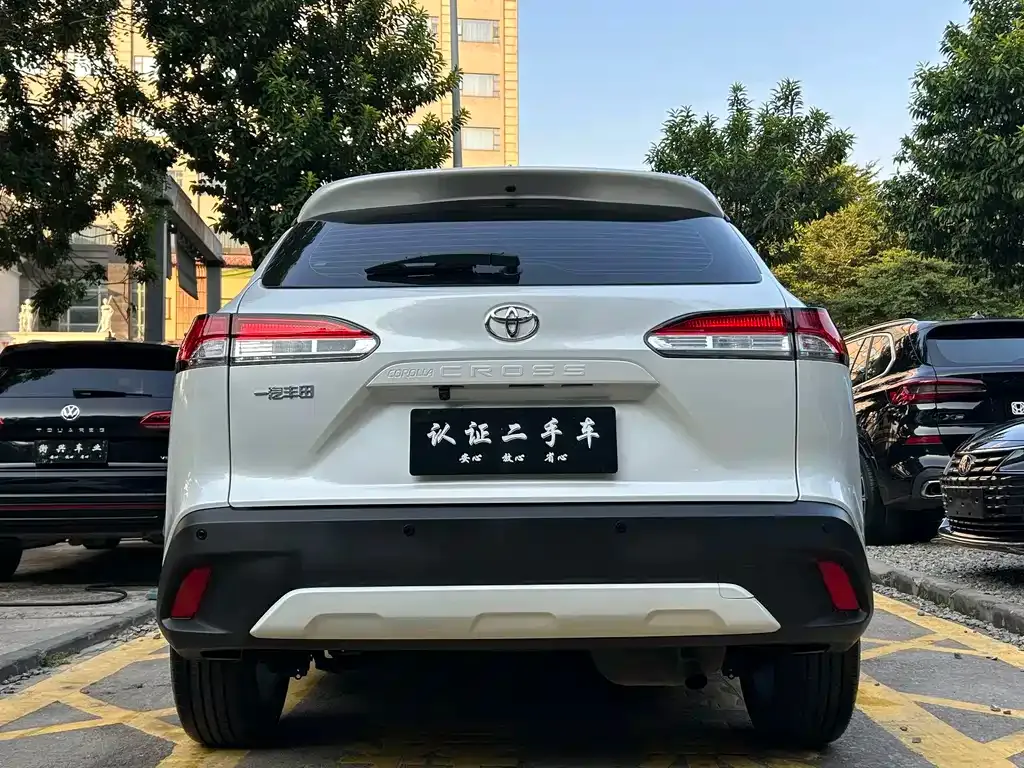 Toyota Corolla Cross — фото 2