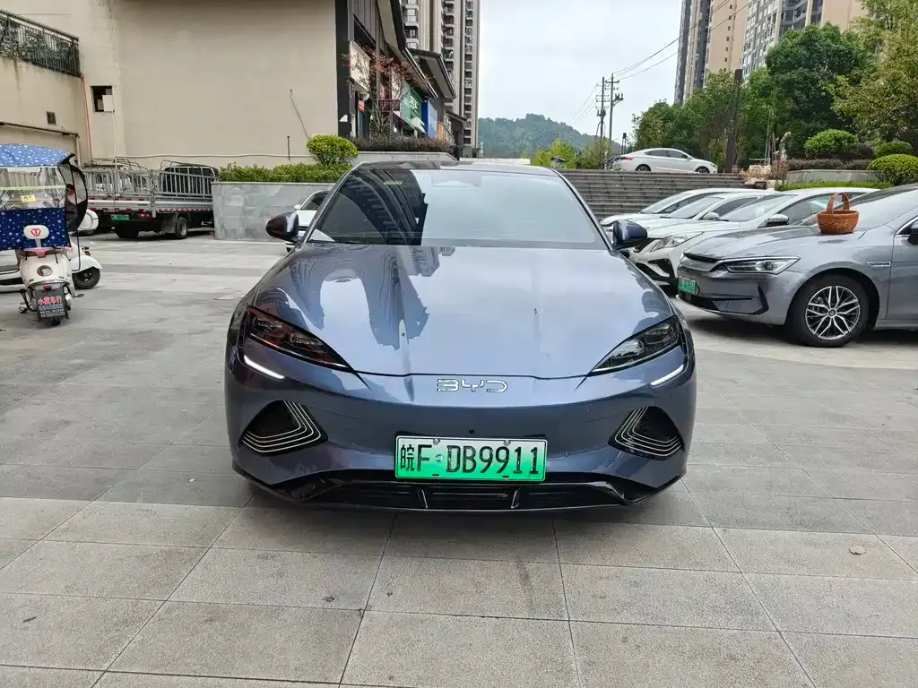 BYD Seal — фото 9