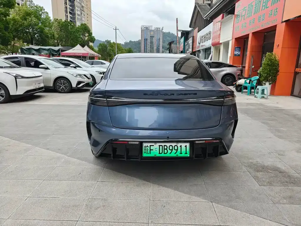 BYD Seal — фото 3