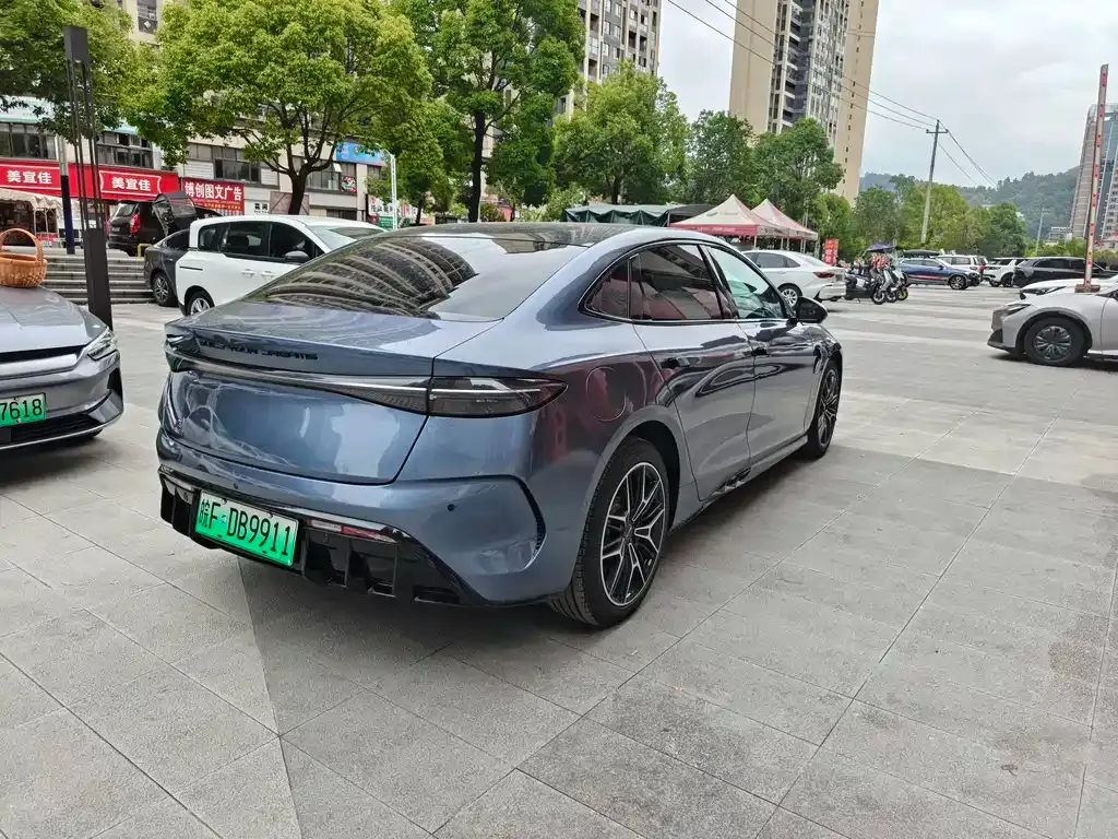 BYD Seal — фото 7