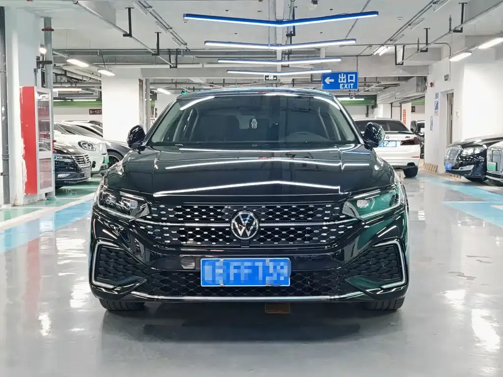 Volkswagen Passat — фото 5
