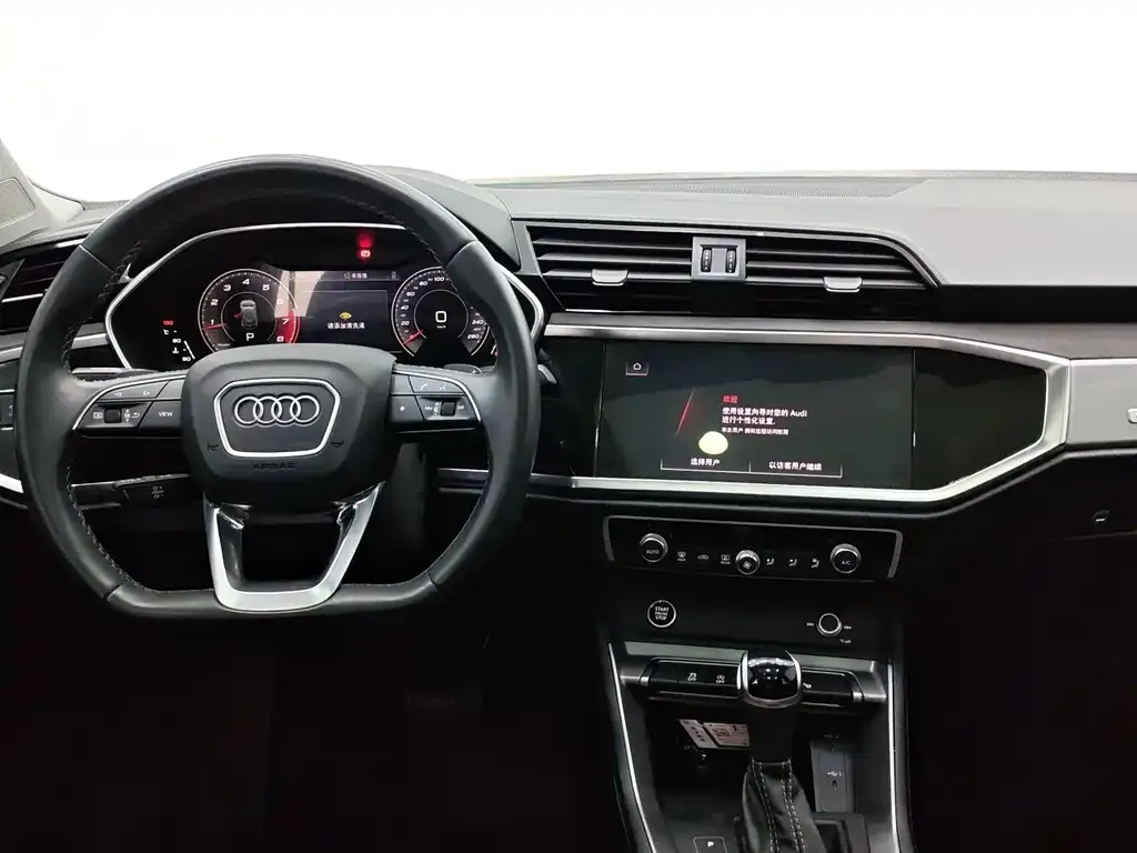 Audi Q3 — фото 6