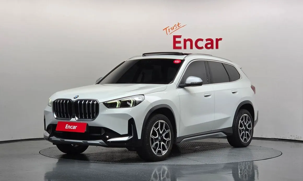 BMW X1 — фото 1
