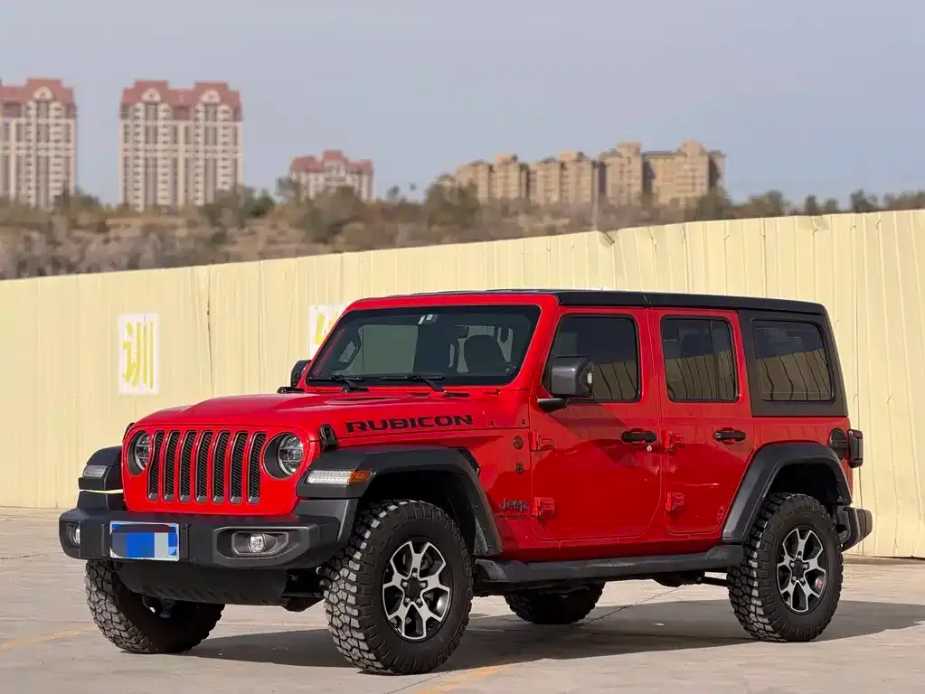 Jeep Wrangler — фото 1