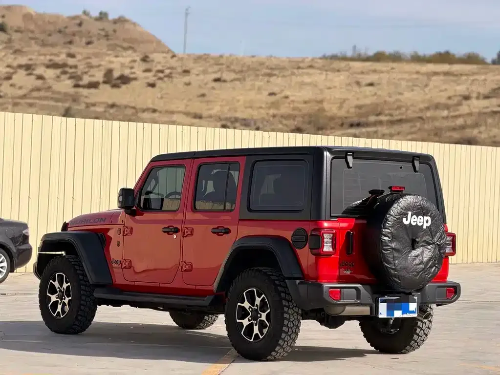 Jeep Wrangler — фото 5