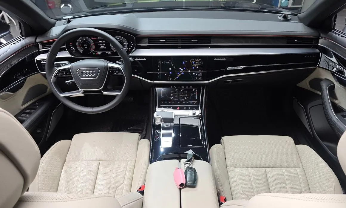 Audi A8 — фото 6