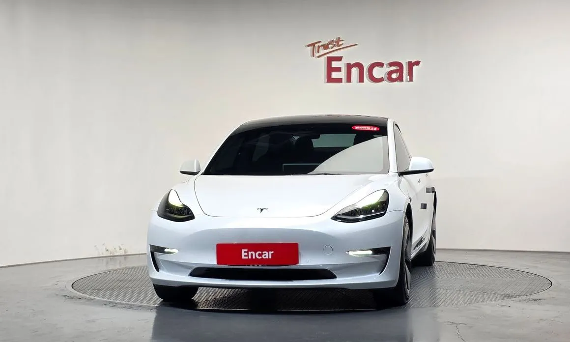 Tesla Model 3 — фото 2