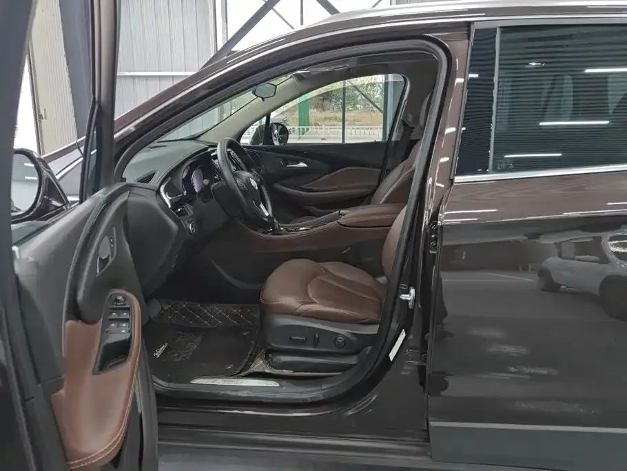 Buick Envision Plus — фото 4