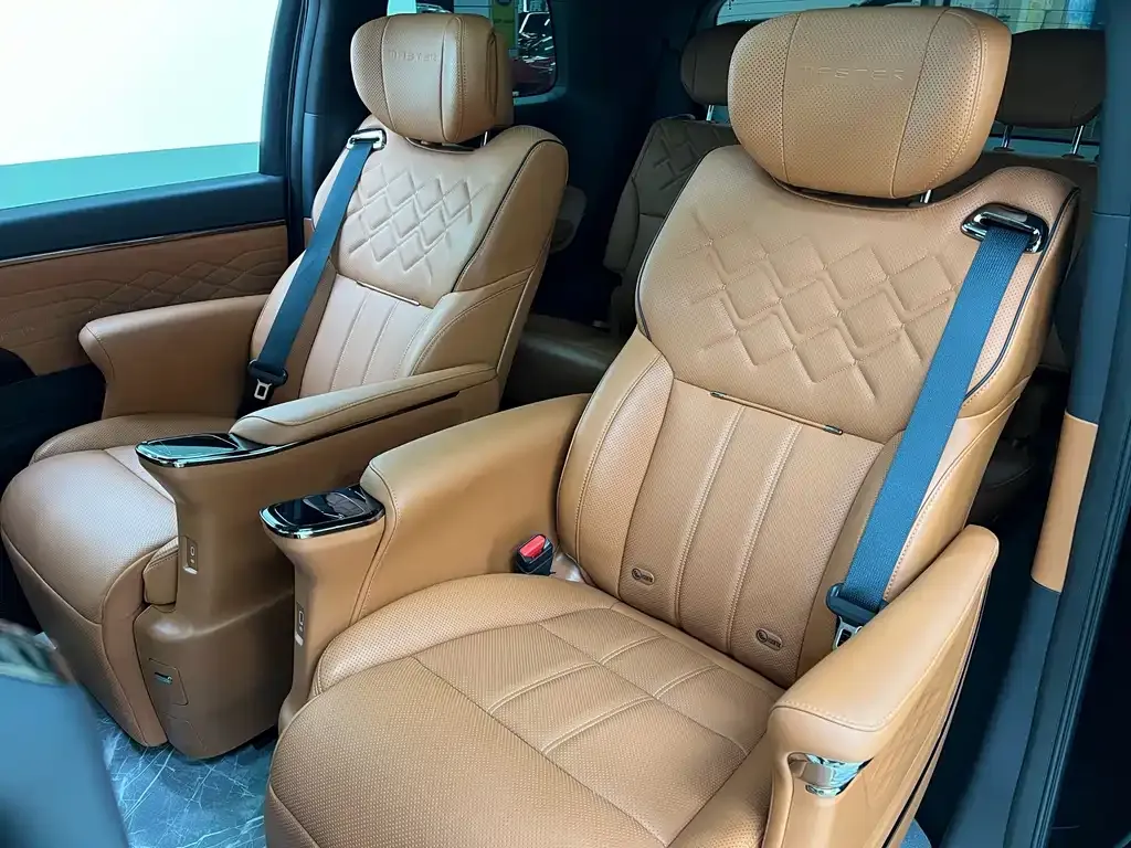 GAC Motor Trumpchi Xiangwang M8 — фото 9
