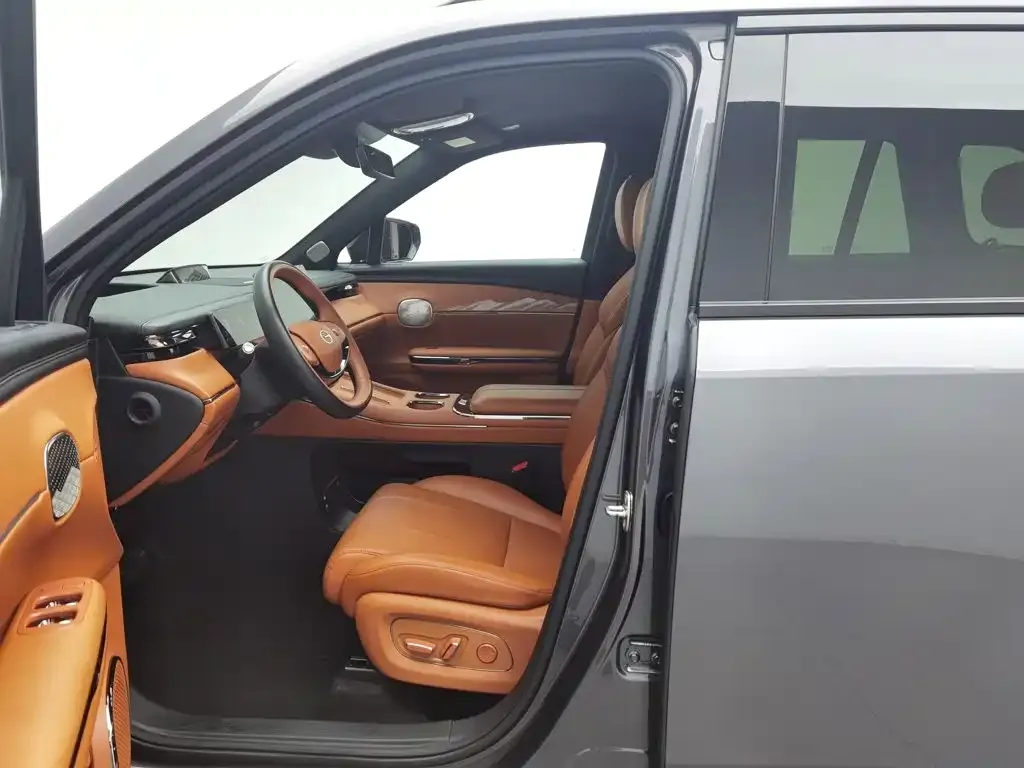 GAC Motor Trumpchi Xiangwang S7 — фото 5